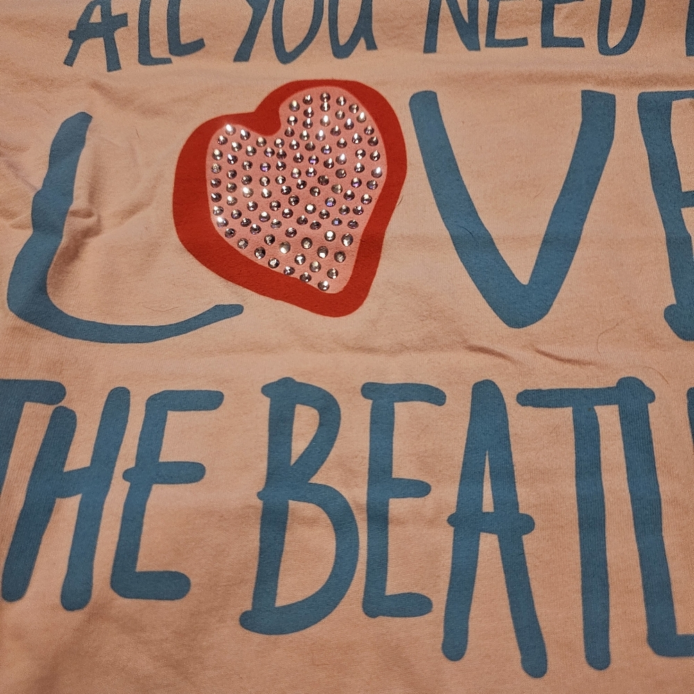 THE BEATLES LADIES PINK TEE SHIRT. SIZE SMALL.  NWOT.
